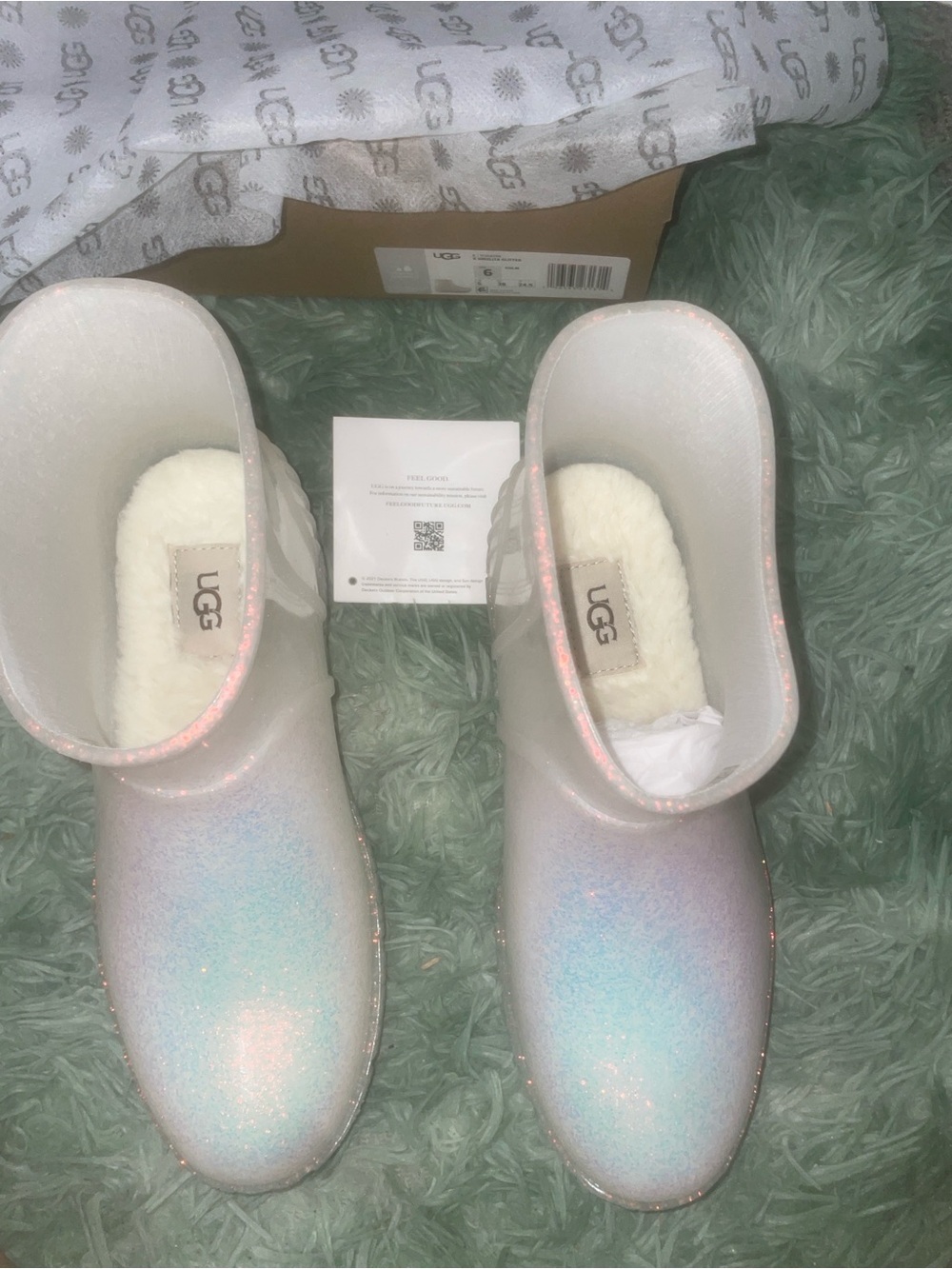 UGG Iridescent Pearl Glitter Rain Boots (Runs BIG) size 7